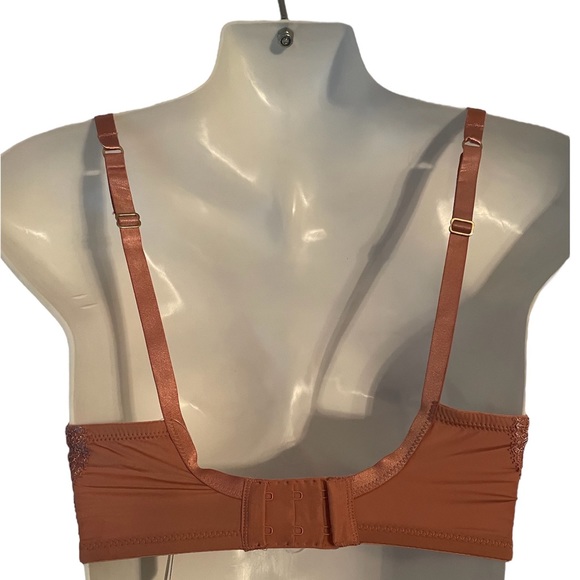 Natori Lace Bra (brand new with tag) - Picture 2 of 5